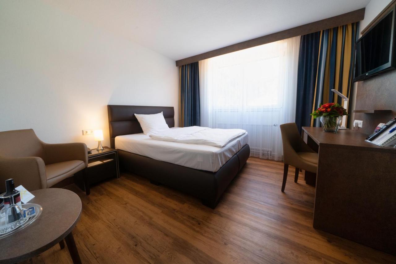 Hotel Fortuna Schwäbisch Gmünd Εξωτερικό φωτογραφία