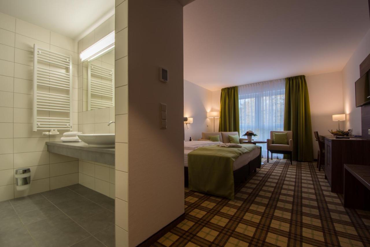 Hotel Fortuna Schwäbisch Gmünd Εξωτερικό φωτογραφία